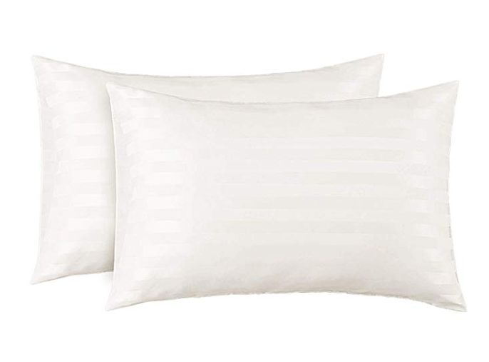 Amazon: Bedsure Two-Pack Satin Pillowcases Set for Hair Cool and Easy to WASH Queen Size – $3.59